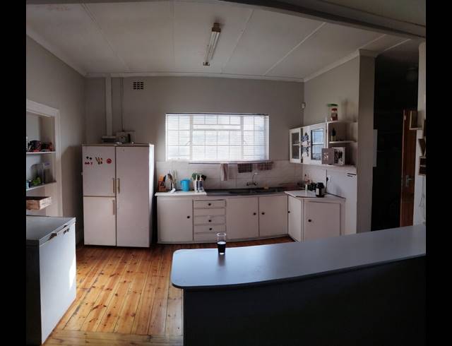 3 BEDROOM FREESTANDING FOR SALE IN UITENHAGE CENTRAL